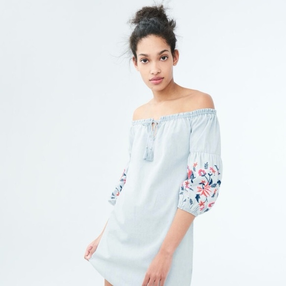 Aeropostale Solid Off-The-Shoulder Embroidered Chambray Shift Dress size S - Picture 2 of 9